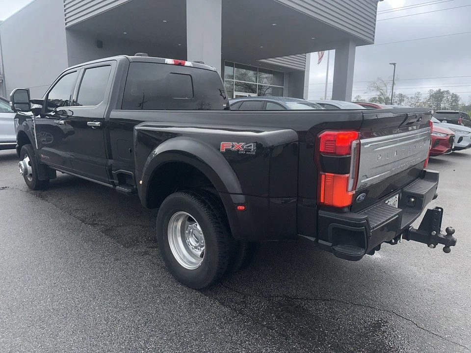 2024 Ford Super Duty 5th Gen - Image 3 of 10