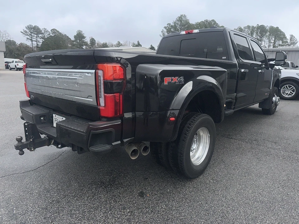 2024 Ford Super Duty 5th Gen - Image 4 of 10