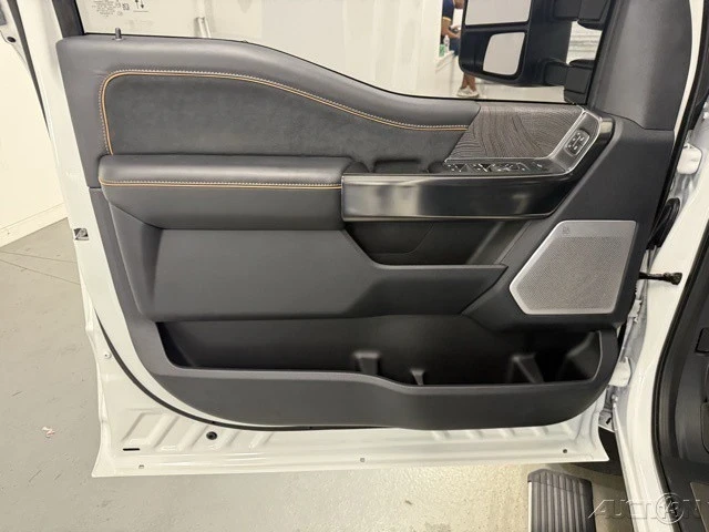 2024 Ford Super Duty 5th Gen - Image 12 of 21