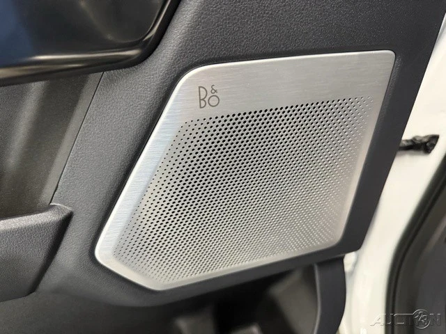 2024 Ford Super Duty 5th Gen - Image 14 of 21