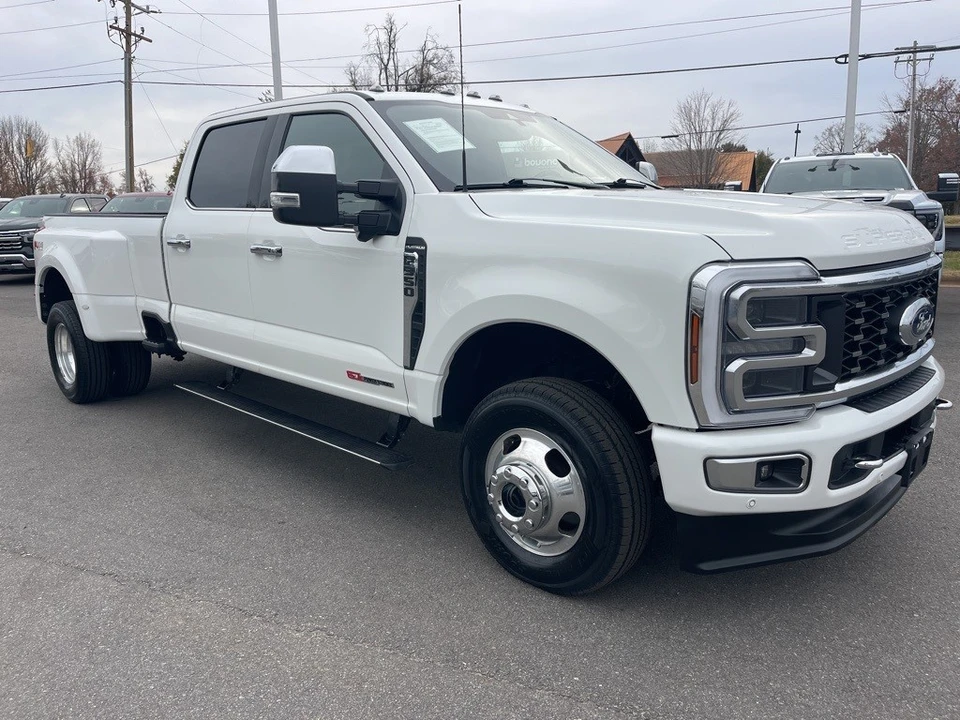 2024 Ford Super Duty 5th Gen - Image 7 of 12