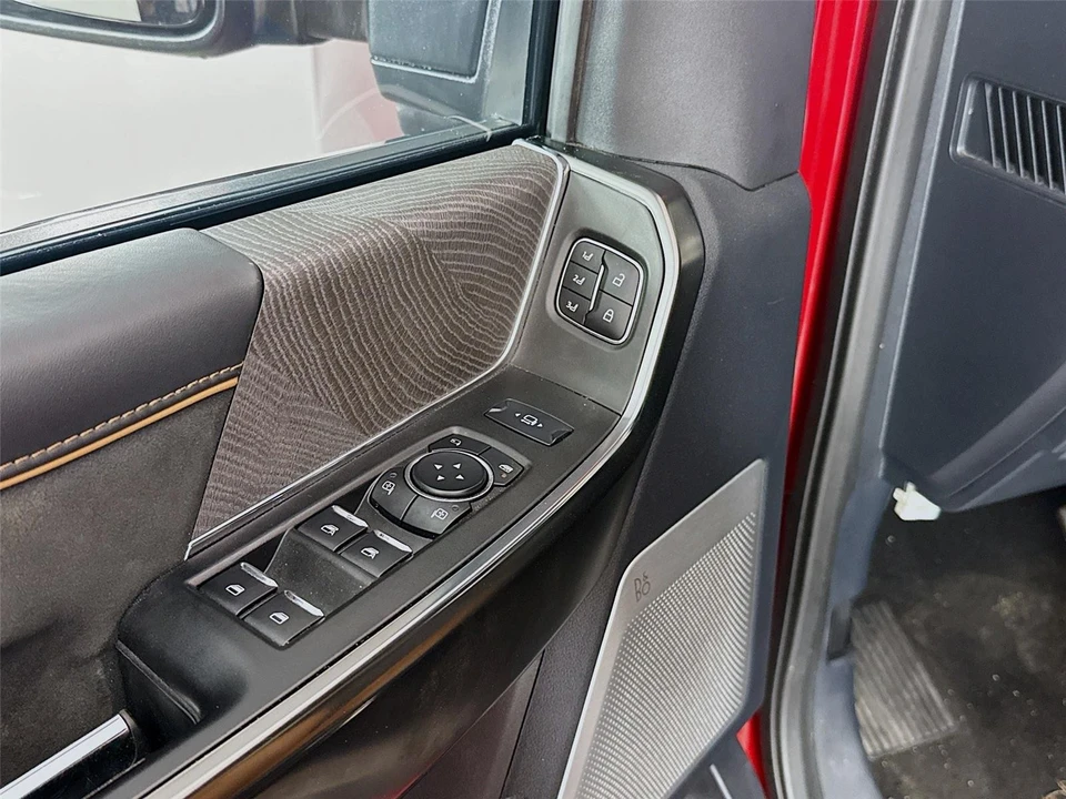 2024 Ford Super Duty 5th Gen - Image 9 of 14