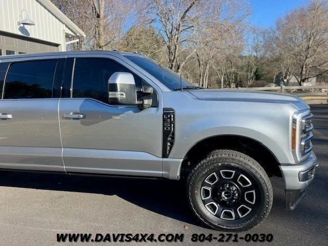 2024 Ford Super Duty 5th Gen - Image 11 of 12