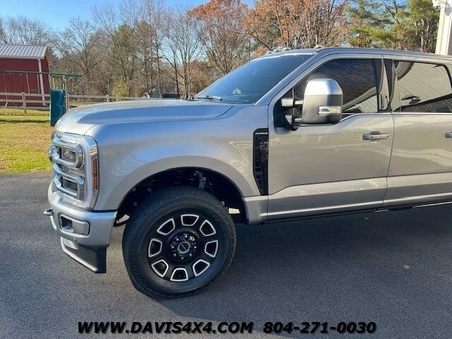 2024 Ford Super Duty 5th Gen - Image 14 of 21