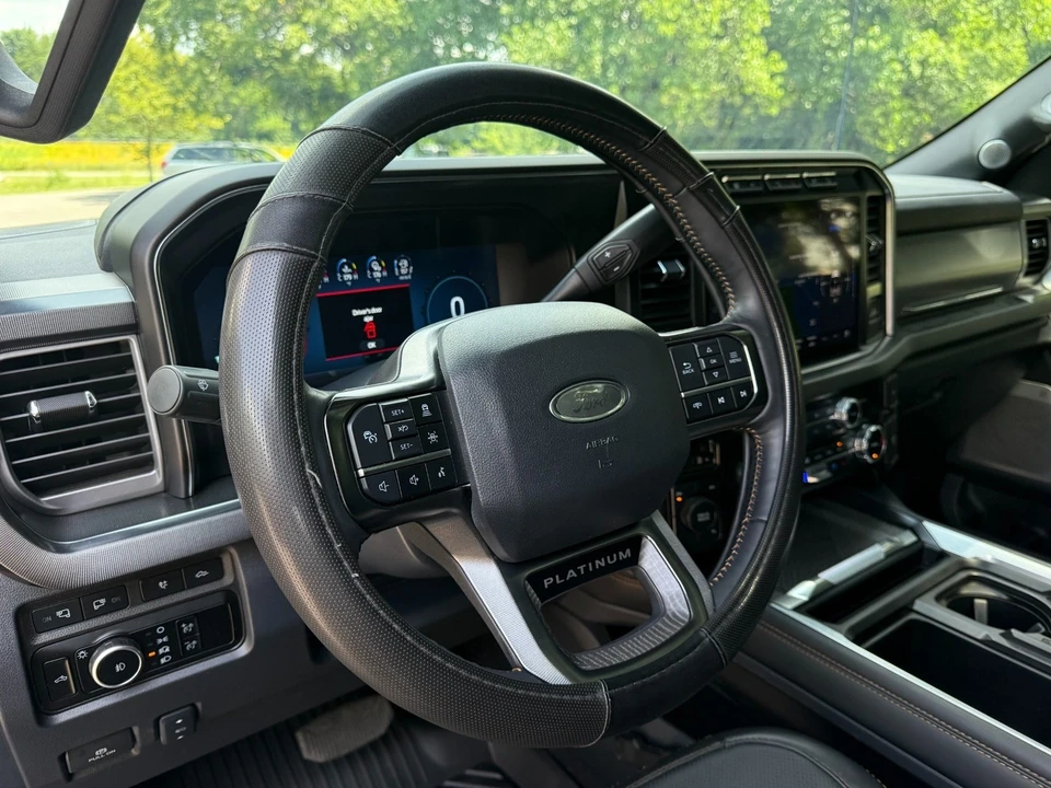2024 Ford Super Duty 5th Gen - Image 11 of 12