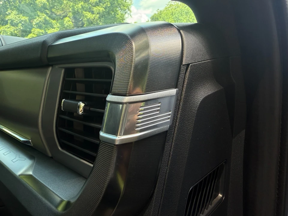 2024 Ford Super Duty 5th Gen - Image 17 of 21