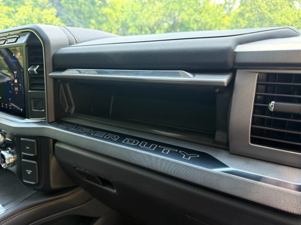 2024 Ford Super Duty 5th Gen - Image 19 of 21