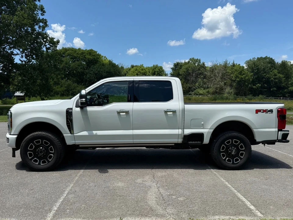 2024 Ford Super Duty 5th Gen - Image 8 of 12