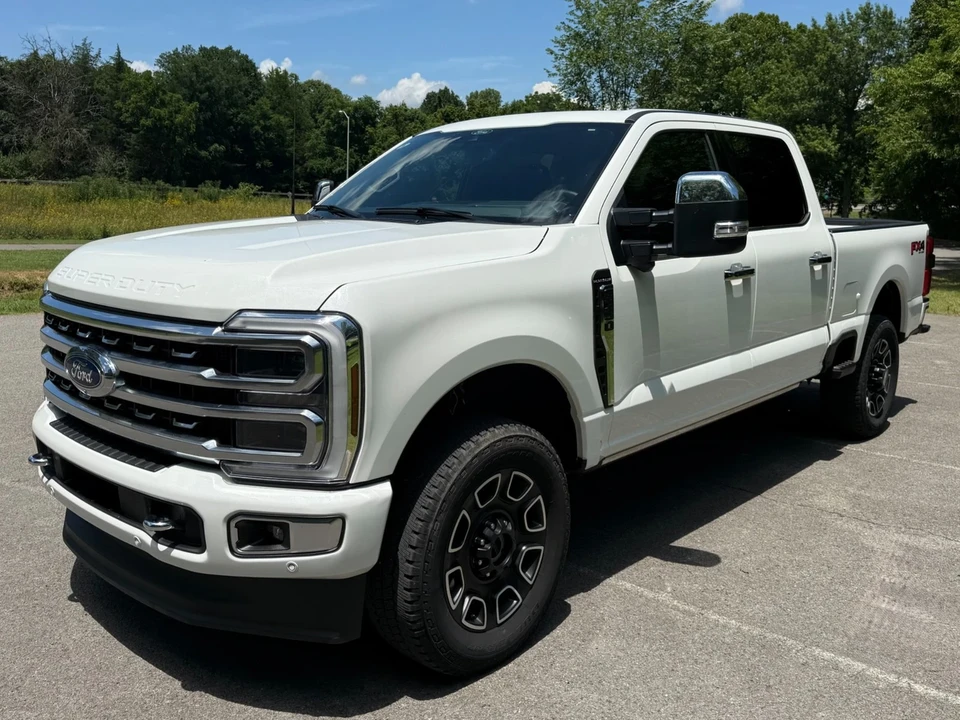 2024 Ford Super Duty 5th Gen - Image 2 of 12