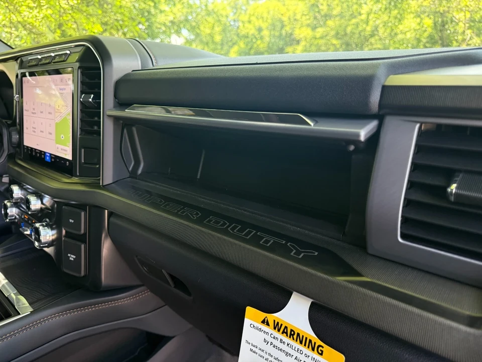 2024 Ford Super Duty 5th Gen - Image 18 of 21
