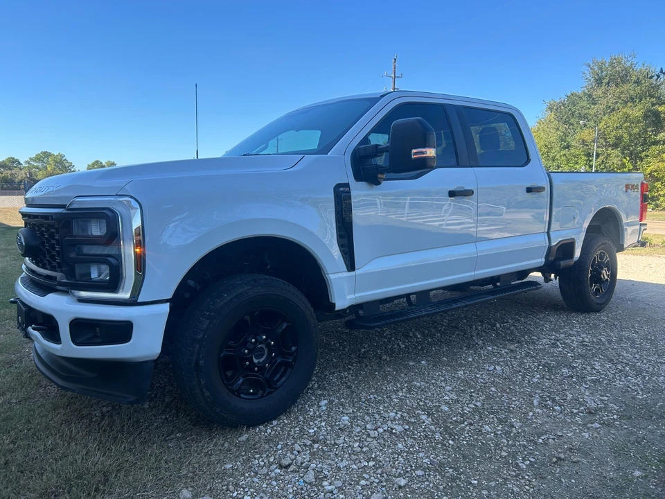 2024 Ford Super Duty 5th Gen - Image 2 of 21
