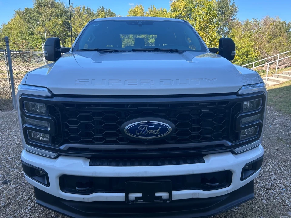 2024 Ford Super Duty 5th Gen - Image 13 of 21