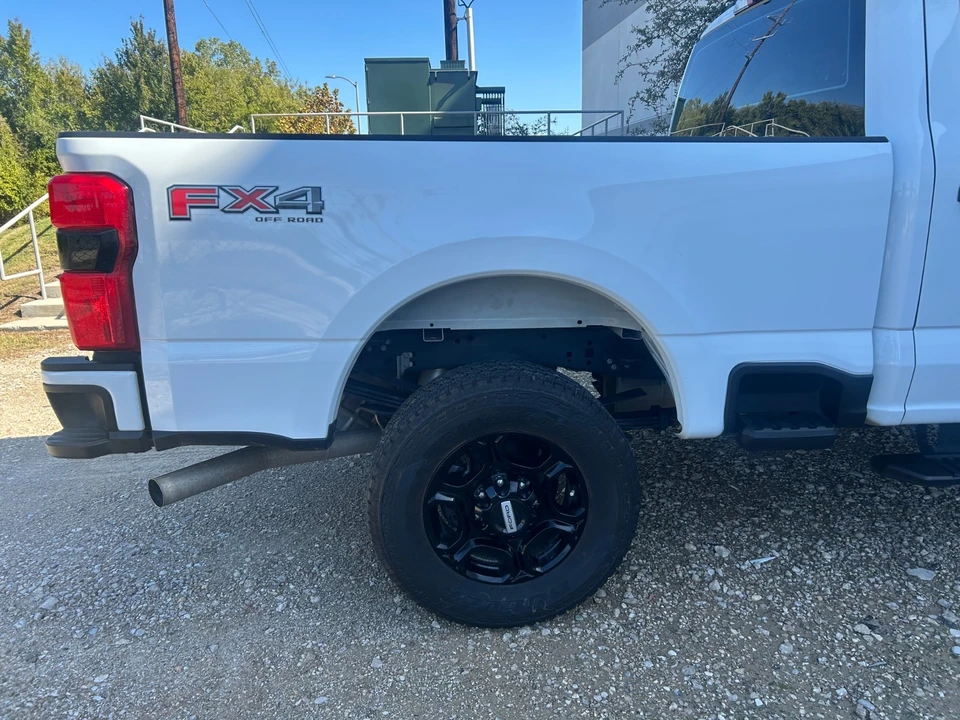 2024 Ford Super Duty 5th Gen - Image 11 of 21