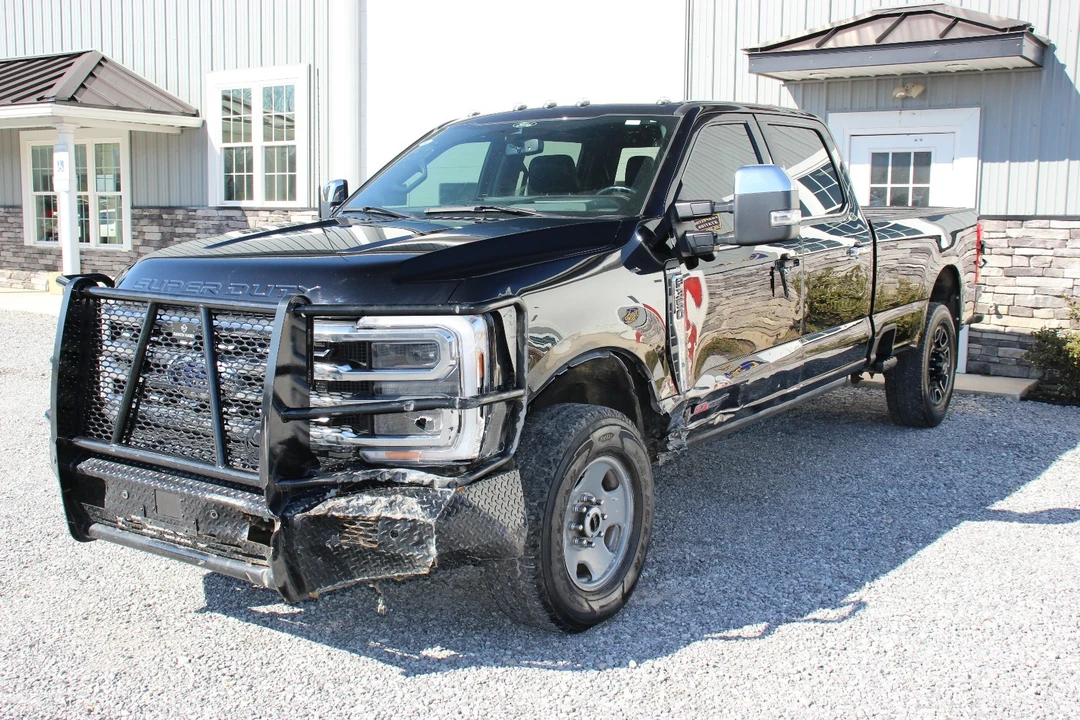 2024 Ford Super Duty 5th Gen - Image 3 of 21