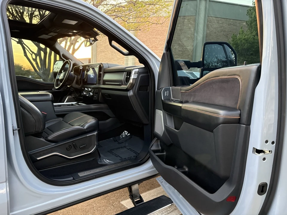 2024 Ford Super Duty 5th Gen - Image 16 of 22