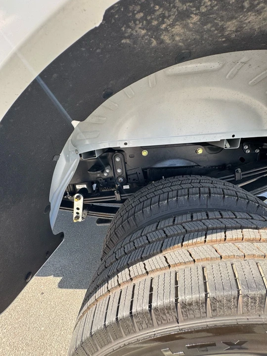 2024 Ford Super Duty 5th Gen - Image 17 of 21