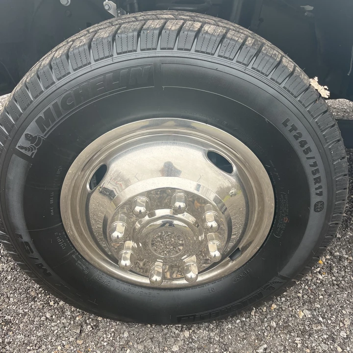 2024 Ford Super Duty 5th Gen - Image 18 of 21