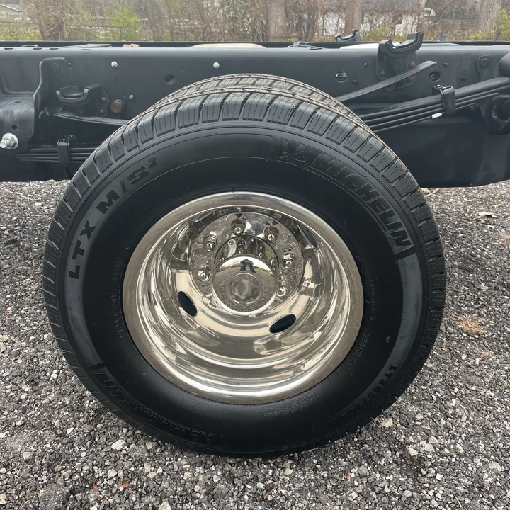 2024 Ford Super Duty 5th Gen - Image 17 of 21