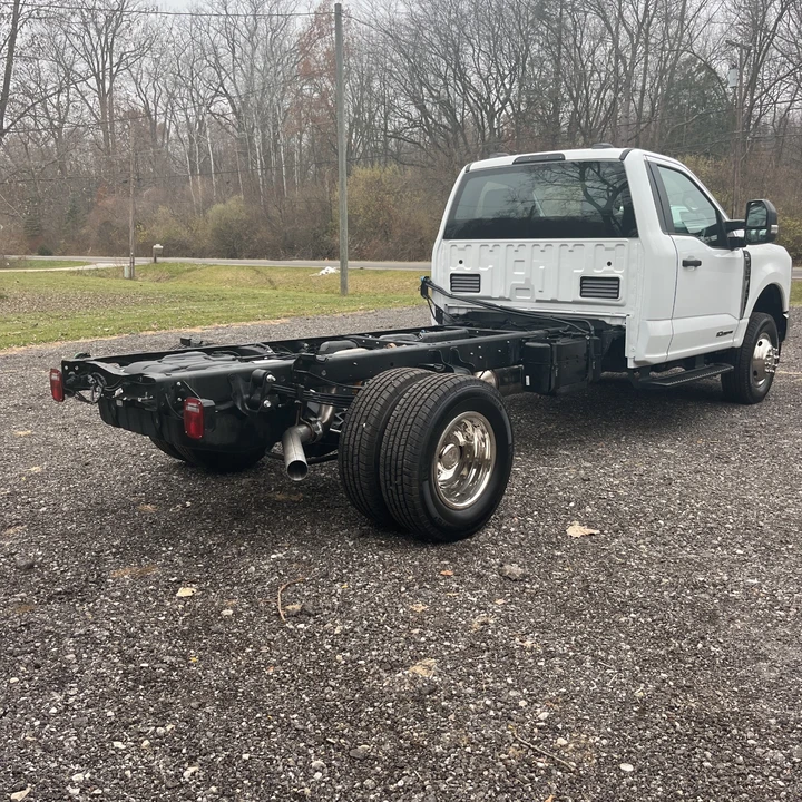 2024 Ford Super Duty 5th Gen - Image 4 of 21