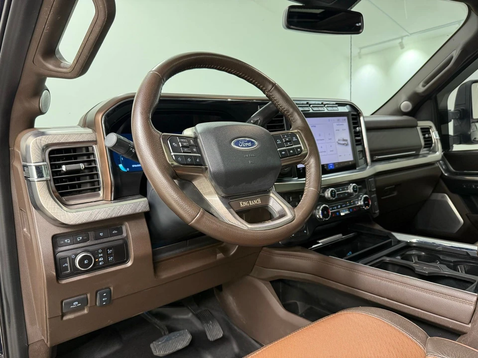 2024 Ford Super Duty 5th Gen - Image 17 of 21