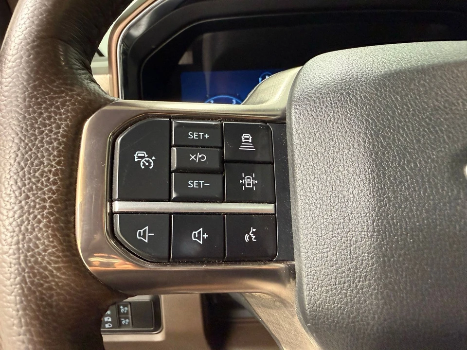2024 Ford Super Duty 5th Gen - Image 27 of 31
