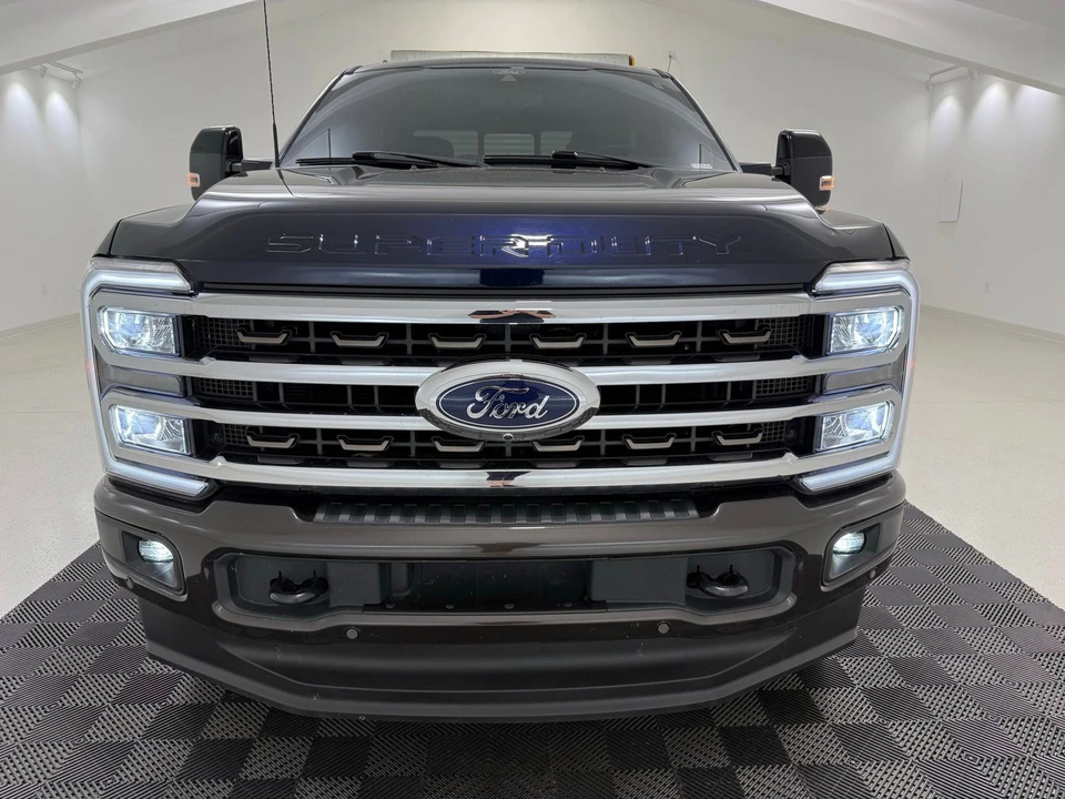 2024 Ford Super Duty 5th Gen - Image 2 of 31