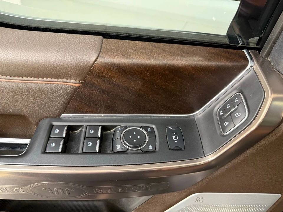 2024 Ford Super Duty 5th Gen - Image 14 of 31
