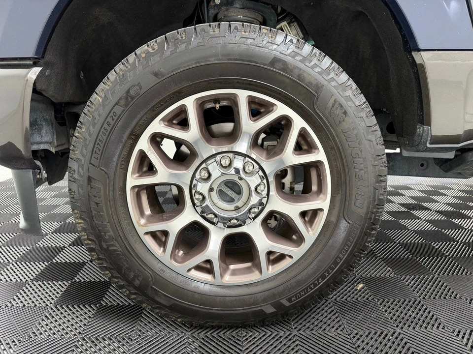 2024 Ford Super Duty 5th Gen - Image 12 of 31