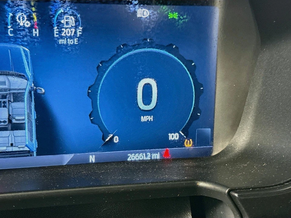 2024 Ford Super Duty 5th Gen - Image 4 of 31