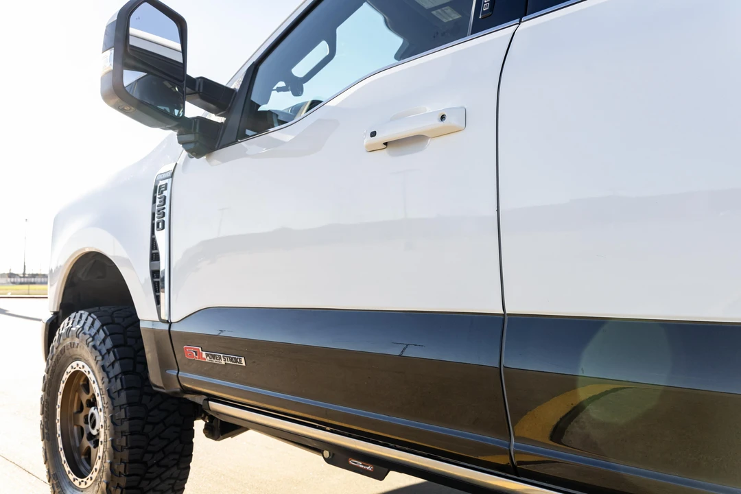 2024 Ford Super Duty 5th Gen - Image 17 of 31