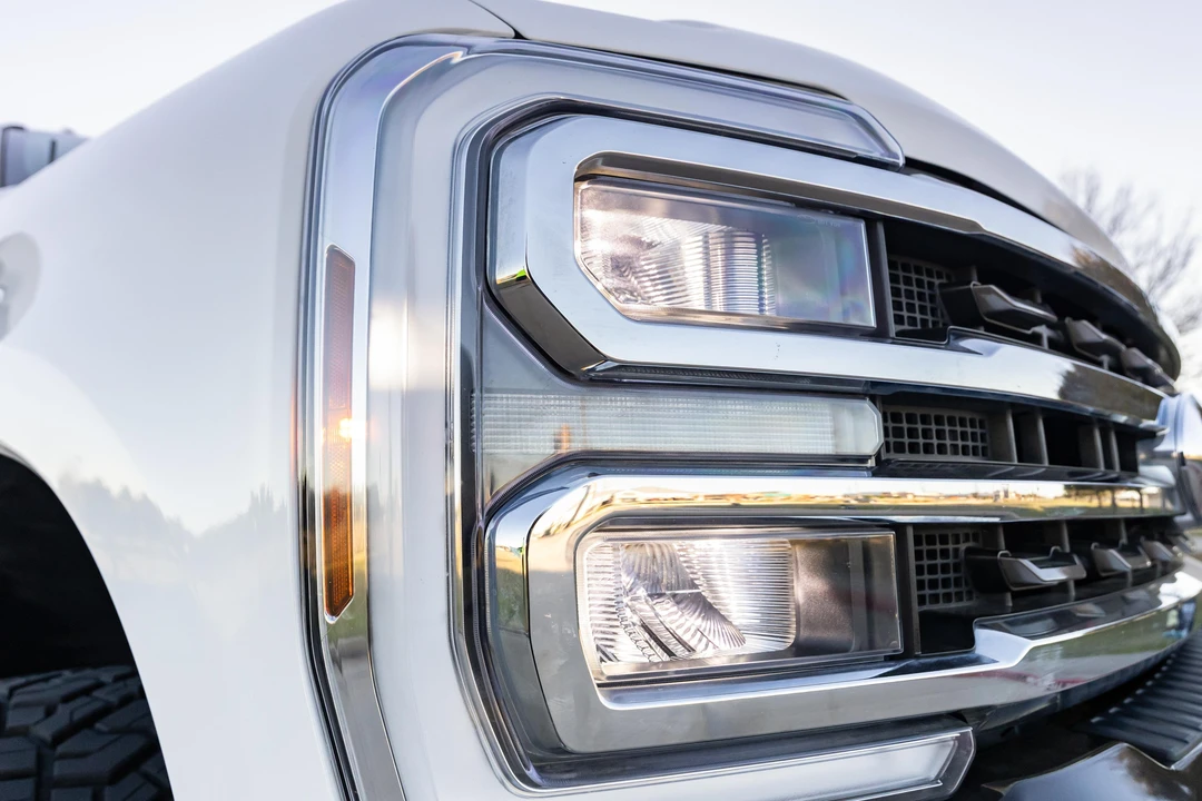 2024 Ford Super Duty 5th Gen - Image 11 of 31