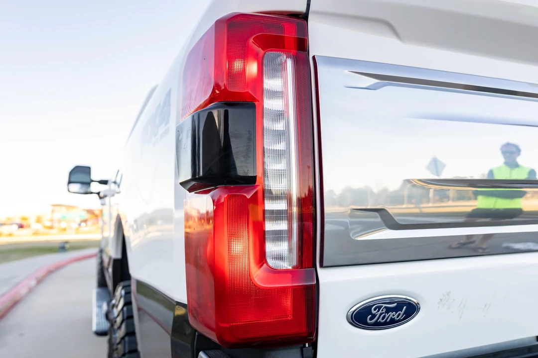2024 Ford Super Duty 5th Gen - Image 21 of 31