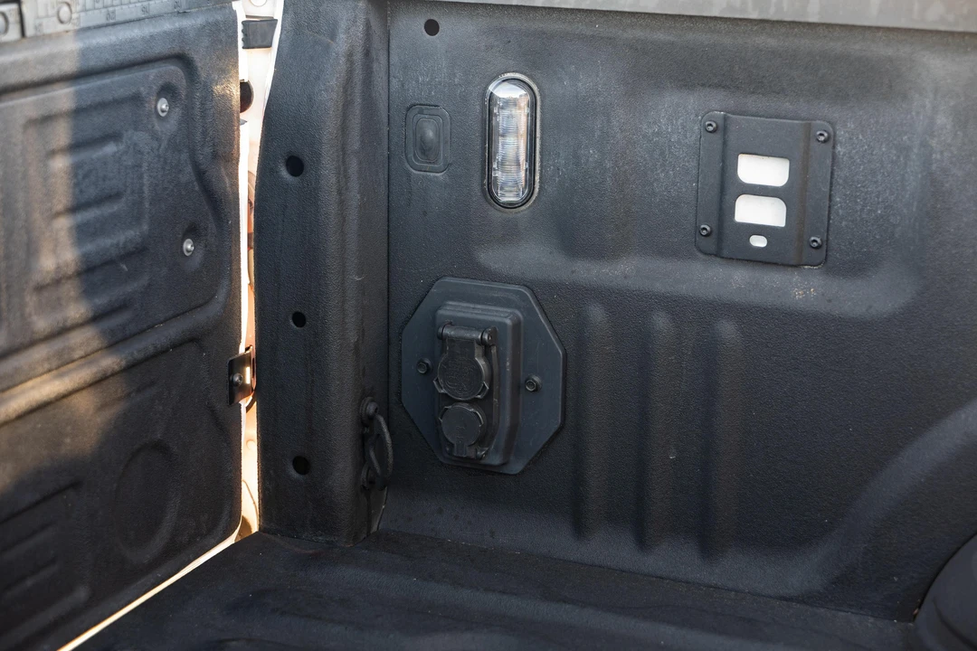 2024 Ford Super Duty 5th Gen - Image 27 of 31