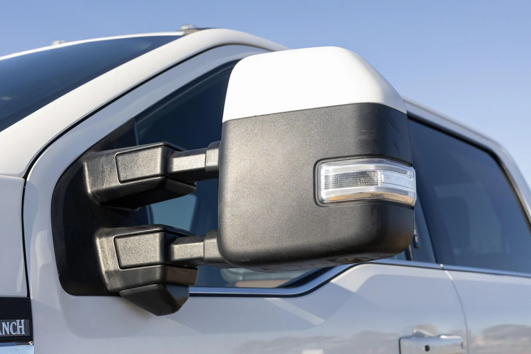 2024 Ford Super Duty 5th Gen - Image 14 of 31