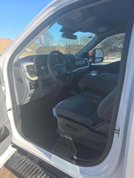 2024 Ford Super Duty 5th Gen - Image 6 of 12
