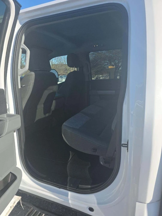 2024 Ford Super Duty 5th Gen - Image 9 of 12