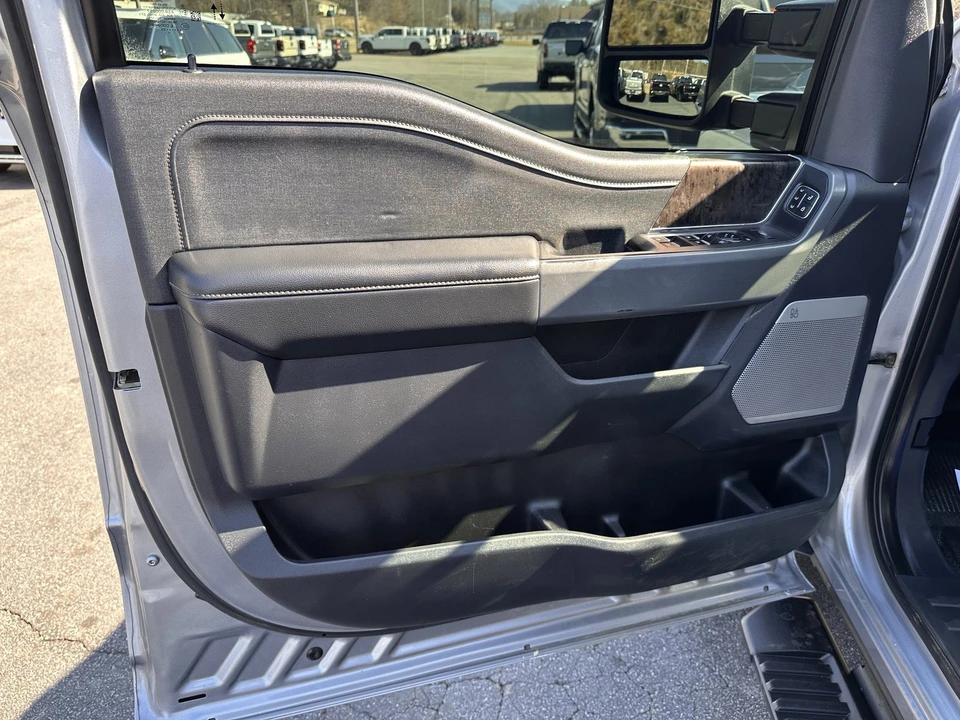2024 Ford Super Duty 5th Gen - Image 7 of 12