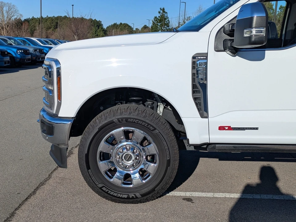2024 Ford Super Duty 5th Gen - Image 11 of 12