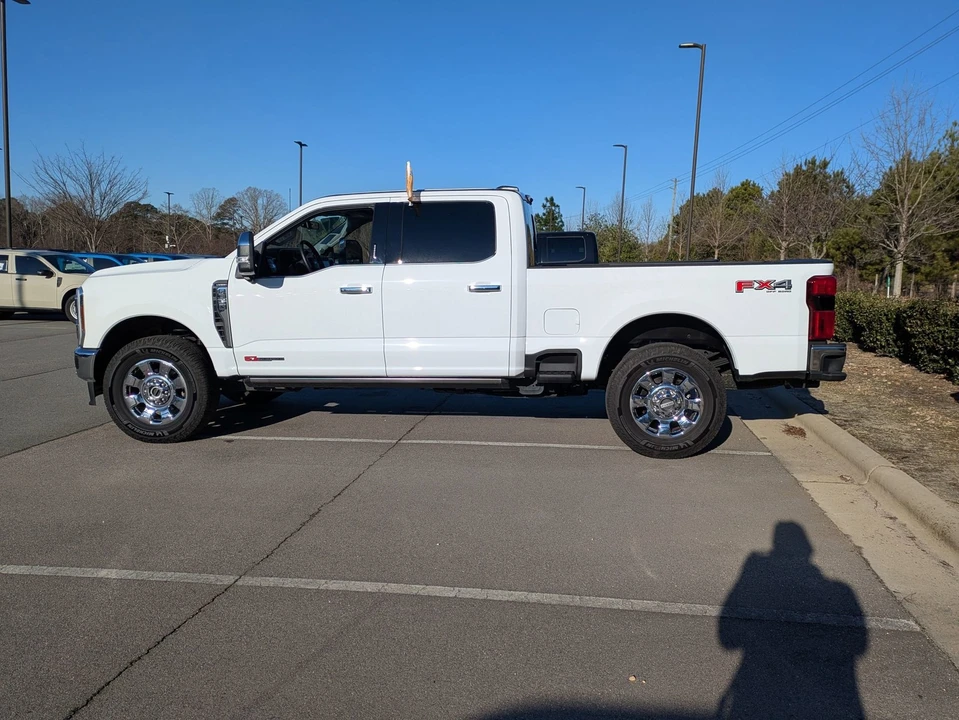 2024 Ford Super Duty 5th Gen - Image 7 of 12