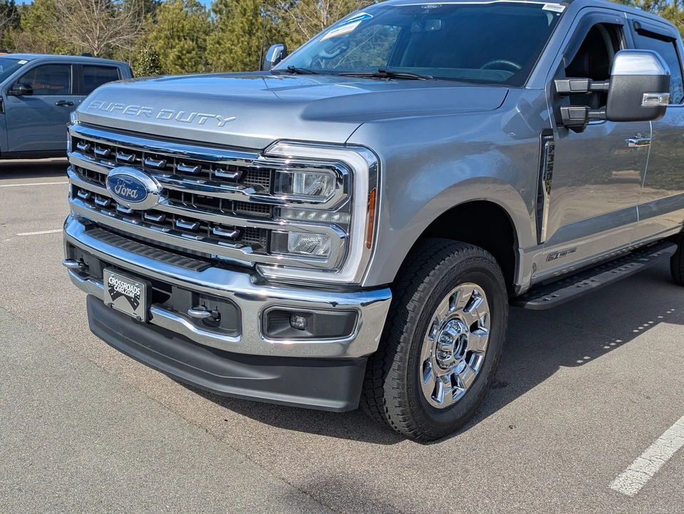 2024 Ford Super Duty 5th Gen - Image 10 of 12