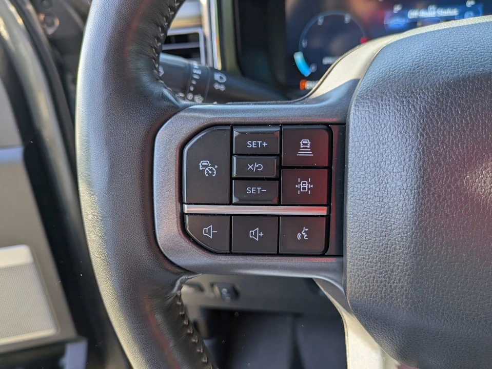 2024 Ford Super Duty 5th Gen - Image 19 of 31