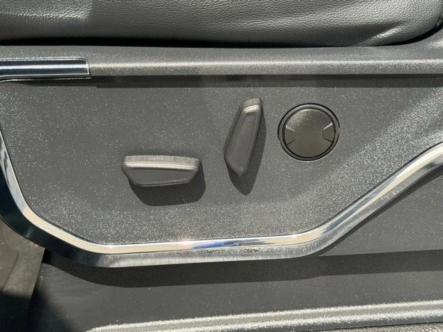 2024 Ford Super Duty 5th Gen - Image 23 of 31