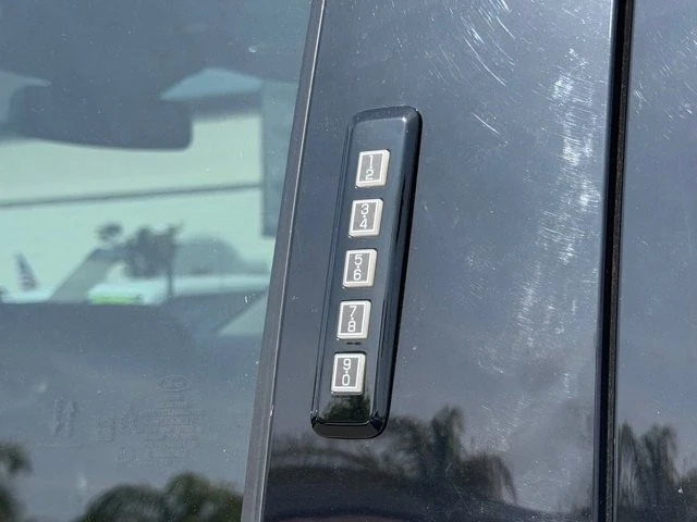 2024 Ford Super Duty 5th Gen - Image 18 of 31