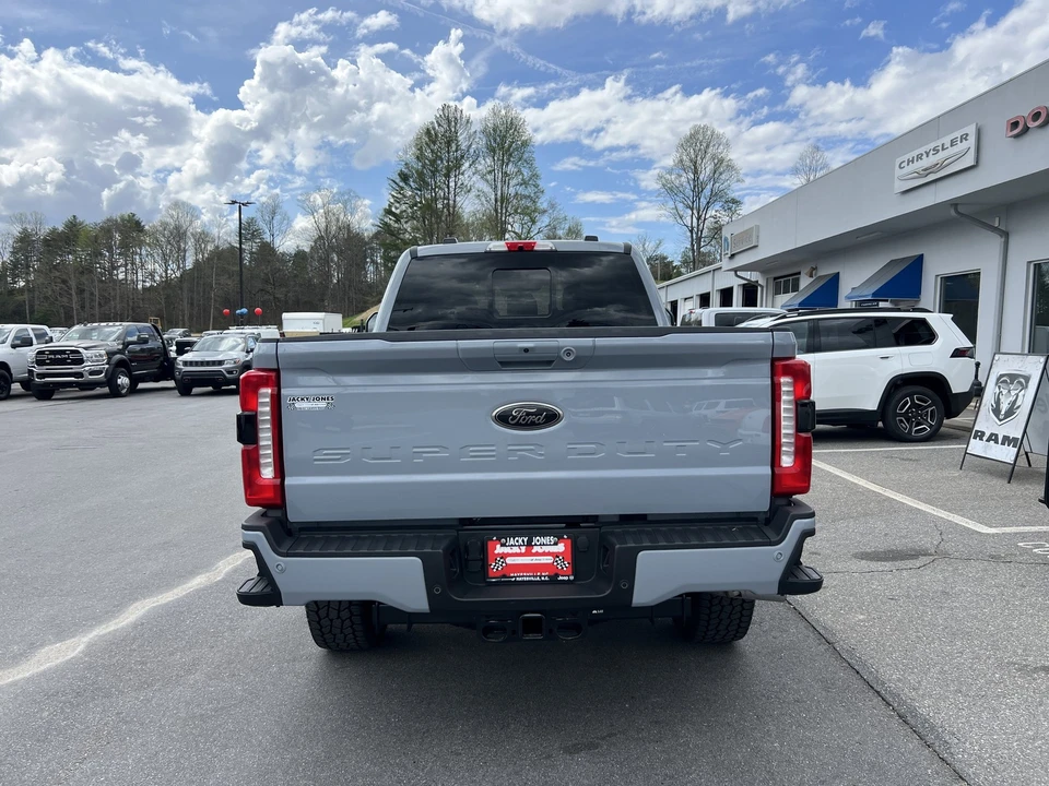 2024 Ford Super Duty 5th Gen - Image 2 of 31