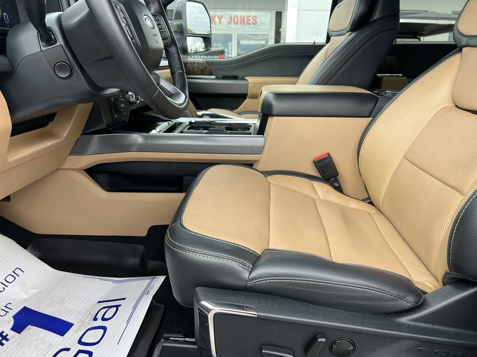 2024 Ford Super Duty 5th Gen - Image 23 of 31