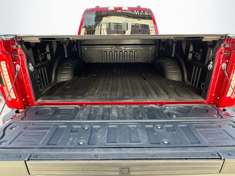 2024 Ford Super Duty 5th Gen - Image 18 of 31