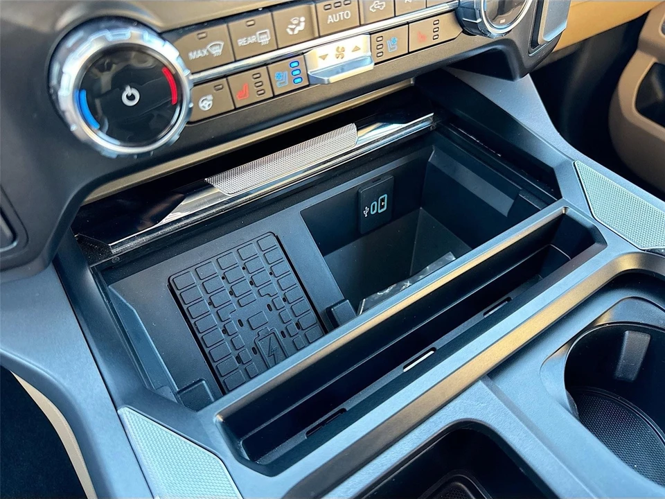 2024 Ford Super Duty 5th Gen - Image 15 of 31