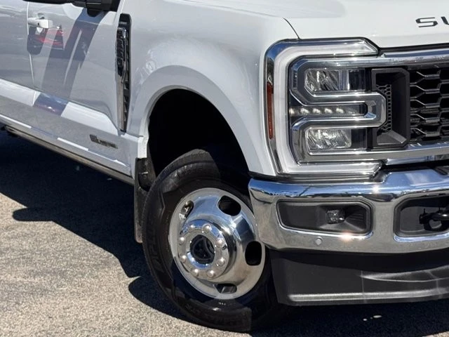 2024 Ford Super Duty 5th Gen - Image 4 of 12