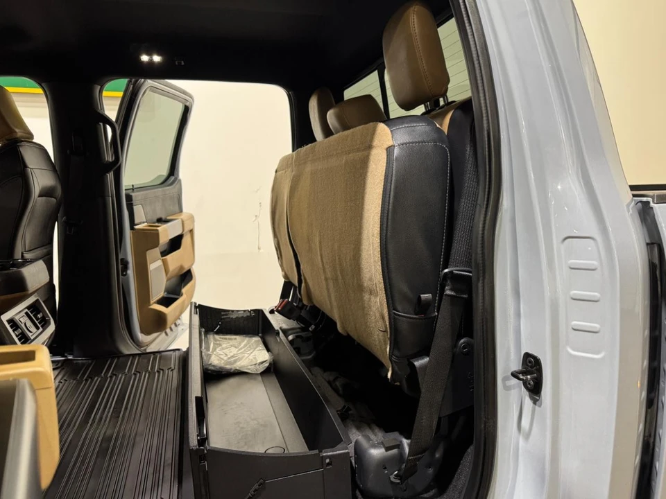 2024 Ford Super Duty 5th Gen - Image 19 of 31
