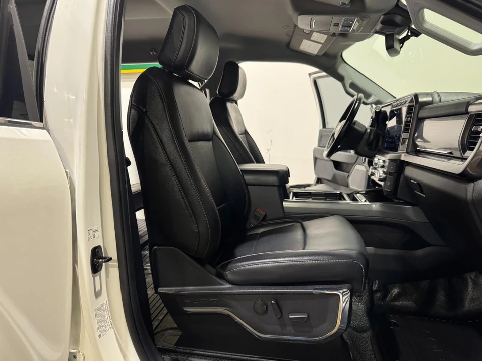 2024 Ford Super Duty 5th Gen - Image 15 of 31